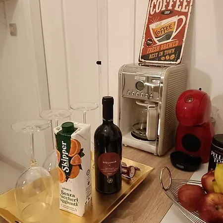 10 Minutes Duomo Beautiful Apartman *